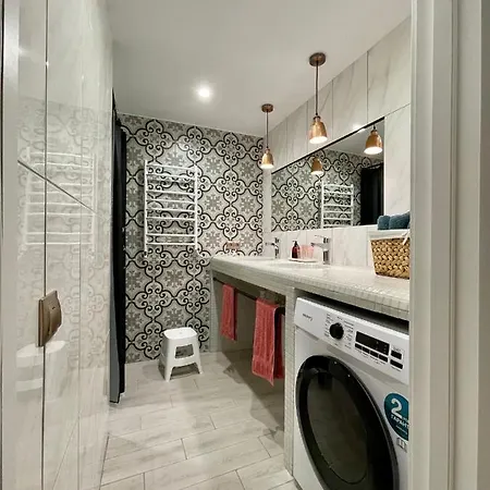 Underground&spa Apartment *